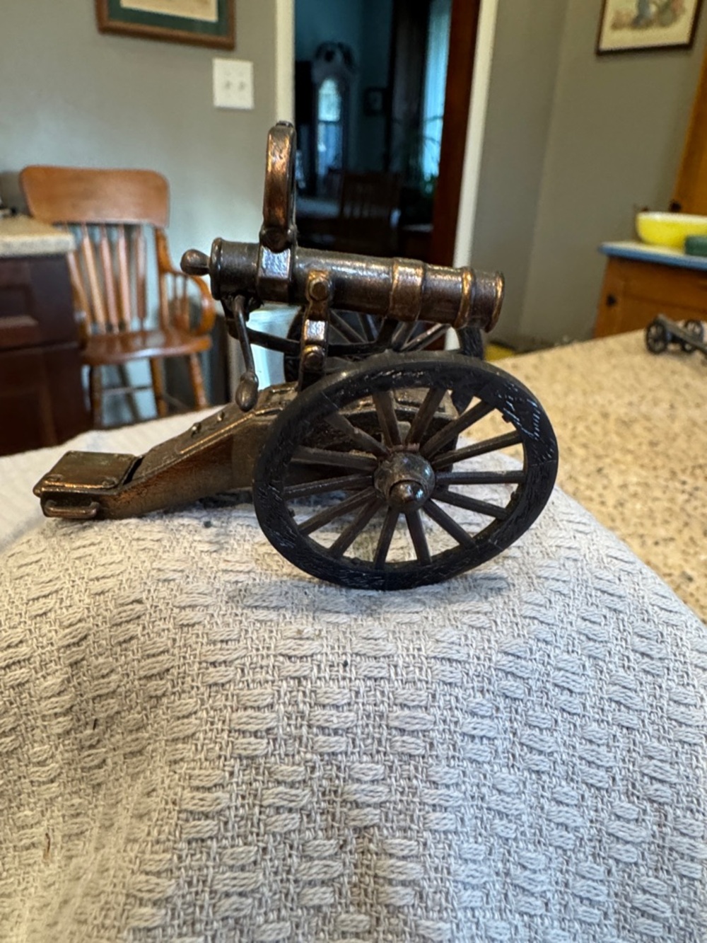 Decorative Mini Cannon Sculpture - Bronze & Black Pencil Sharpener